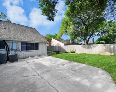 22502 Deville Drive - Photo Thumbnail 43