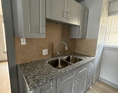 4615 Market St Street - Photo Thumbnail 8