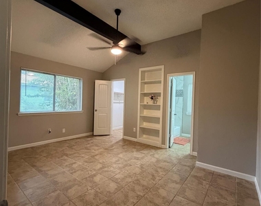 3908 Redstem Court - Photo Thumbnail 12