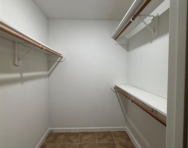 3908 Redstem Court - Photo Thumbnail 14
