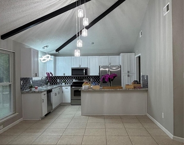 3908 Redstem Court - Photo Thumbnail 2