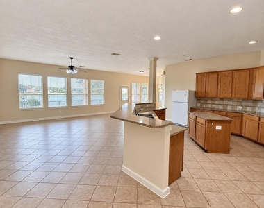 19510 Stanton Lake Drive - Photo Thumbnail 5