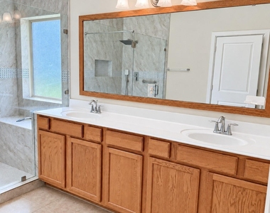 19510 Stanton Lake Drive - Photo Thumbnail 9