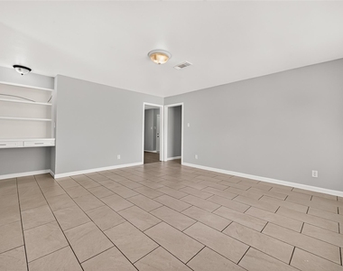 7214 Tours Street - Photo Thumbnail 17