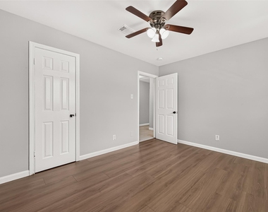 7214 Tours Street - Photo Thumbnail 23
