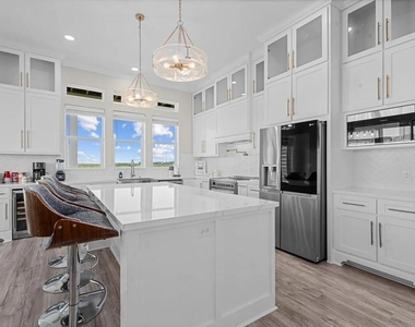 25803 Bay Breeze Drive - Photo Thumbnail 12