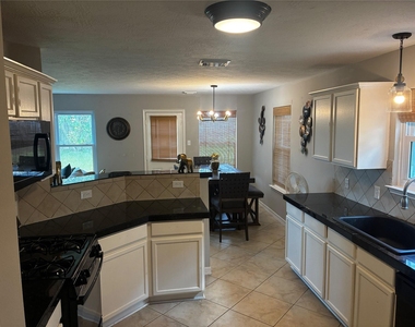 4707 E Parma Drive - Photo Thumbnail 2