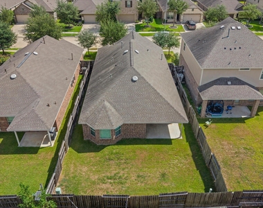 8915 English Manor Drive - Photo Thumbnail 34