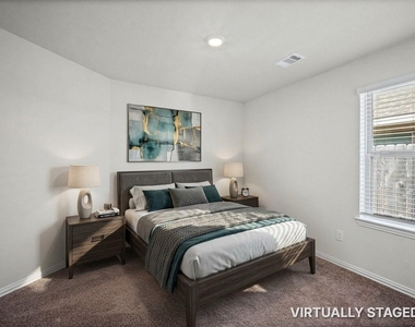 8915 English Manor Drive - Photo Thumbnail 22