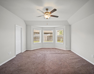 8915 English Manor Drive - Photo Thumbnail 14
