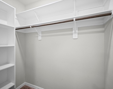 8915 English Manor Drive - Photo Thumbnail 27