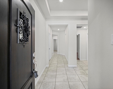 8915 English Manor Drive - Photo Thumbnail 4