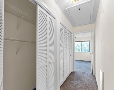 109 W 10th Street W - Photo Thumbnail 19