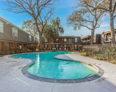 9031 Gaylord Street - Photo Thumbnail 19