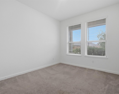 7214 Cordgrass Prairie Lane - Photo Thumbnail 16