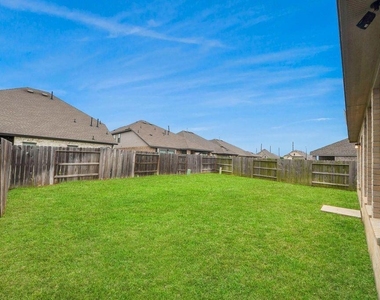 7214 Cordgrass Prairie Lane - Photo Thumbnail 21