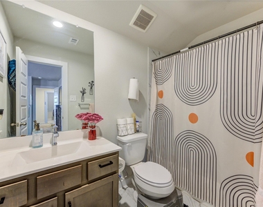 1565 Dawn Harbor Drive - Photo Thumbnail 29