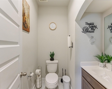 1565 Dawn Harbor Drive - Photo Thumbnail 23