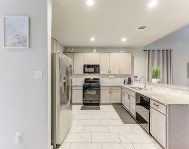 1565 Dawn Harbor Drive - Photo Thumbnail 11