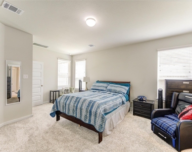 1565 Dawn Harbor Drive - Photo Thumbnail 20