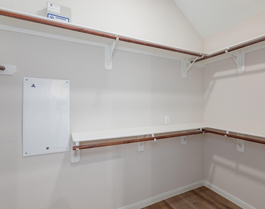42 Camber Pine Place - Photo Thumbnail 25