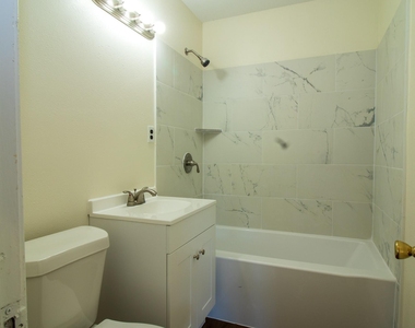 4039 Erby Street - Photo Thumbnail 7