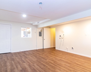 4039 Erby Street - Photo Thumbnail 6