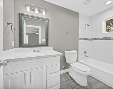 5807 Southmund Street - Photo Thumbnail 11