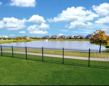 2703 Bonnie Bray Dr Drive - Photo Thumbnail 28