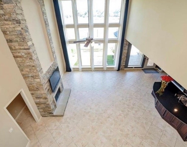 2703 Bonnie Bray Dr Drive - Photo Thumbnail 17