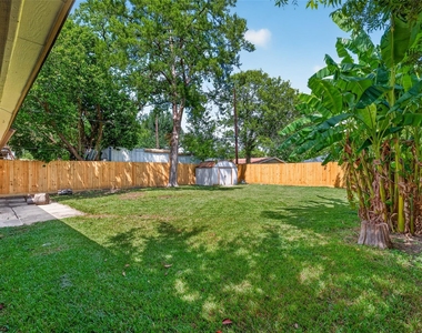 6734 Sharpcrest Street - Photo Thumbnail 37