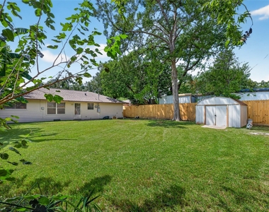 6734 Sharpcrest Street - Photo Thumbnail 36