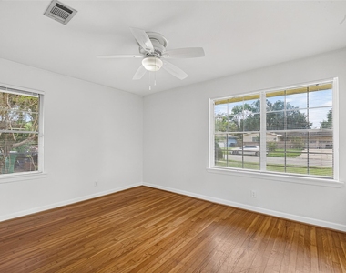 6734 Sharpcrest Street - Photo Thumbnail 22