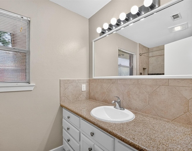 6734 Sharpcrest Street - Photo Thumbnail 26