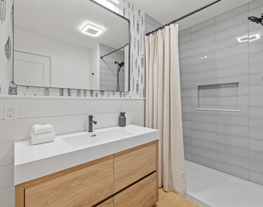 70 Greystone - Photo Thumbnail 8