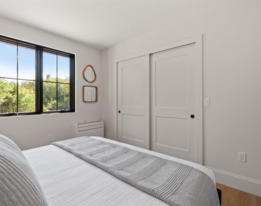70 Greystone - Photo Thumbnail 9