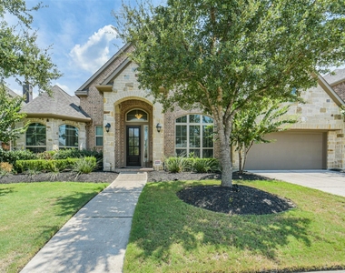 10918 Avery Arbor Lane - Photo Thumbnail 7
