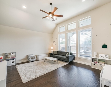 10918 Avery Arbor Lane - Photo Thumbnail 23