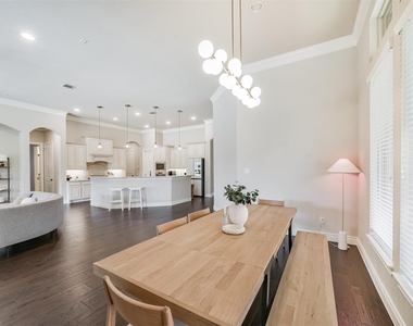10918 Avery Arbor Lane - Photo Thumbnail 11