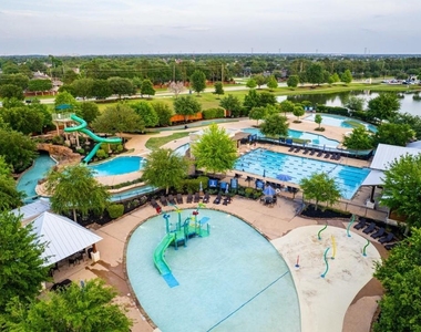 10918 Avery Arbor Lane - Photo Thumbnail 6