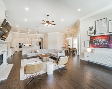 10918 Avery Arbor Lane - Photo Thumbnail 10