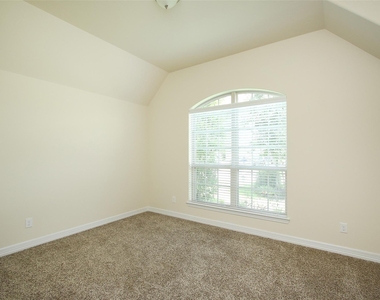 34 Estherwood Place - Photo Thumbnail 20