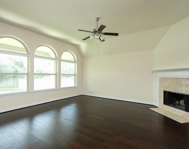 34 Estherwood Place - Photo Thumbnail 7