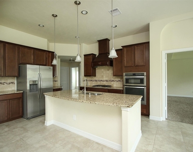 34 Estherwood Place - Photo Thumbnail 9