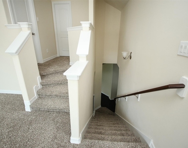 34 Estherwood Place - Photo Thumbnail 22