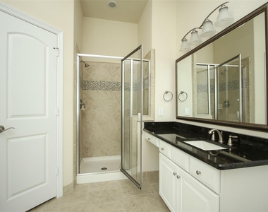 34 Estherwood Place - Photo Thumbnail 15