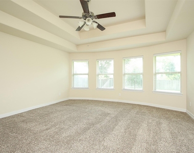 34 Estherwood Place - Photo Thumbnail 14