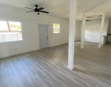 2371 Lafayette Street - Photo Thumbnail 10