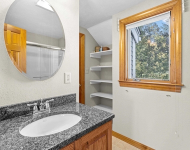 281 Davidson - Photo Thumbnail 13