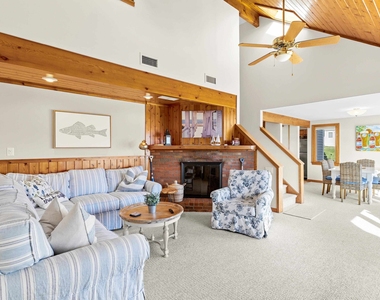 281 Davidson - Photo Thumbnail 9